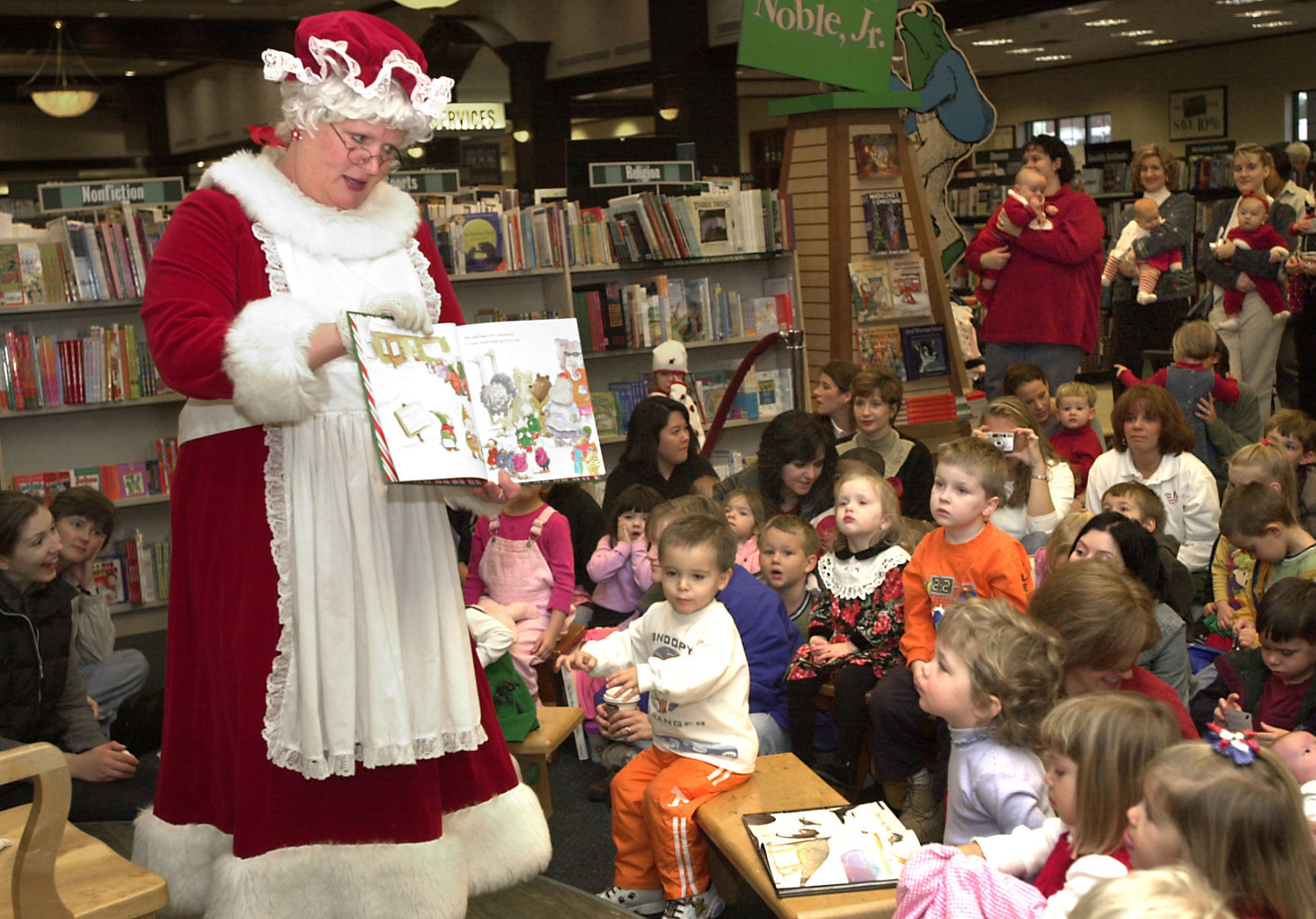 Mrs. Claus 2003